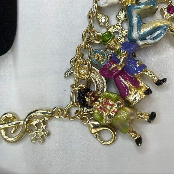 Kirks Folly A Christmas Carol Charm Bracelet Charles Dickens Classic - Picture 15 of 16